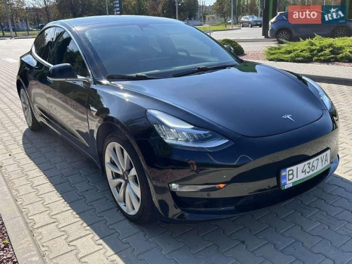 Tesla Model 3 2019