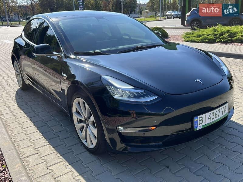 Tesla Model 3 2019
