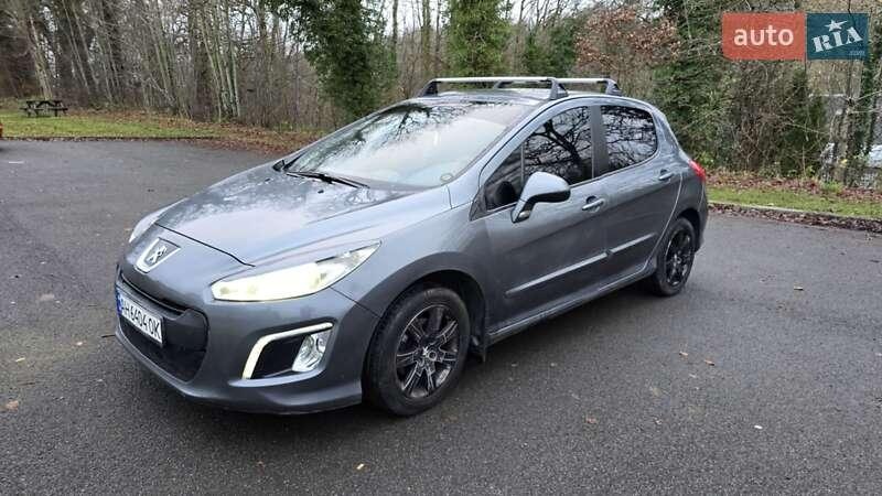 Peugeot 308 2011
