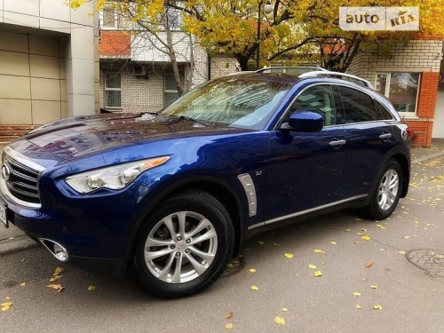 Infiniti QX70 2013