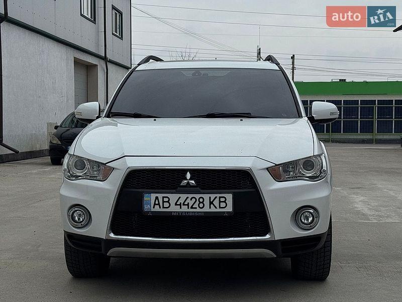 Mitsubishi Outlander 2012
