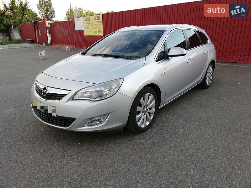 Opel Astra 2012