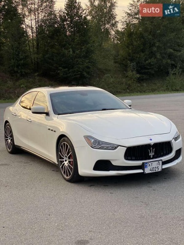 Maserati Ghibli 2015
