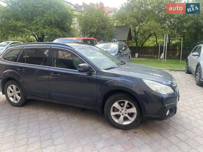 Subaru Outback 2013