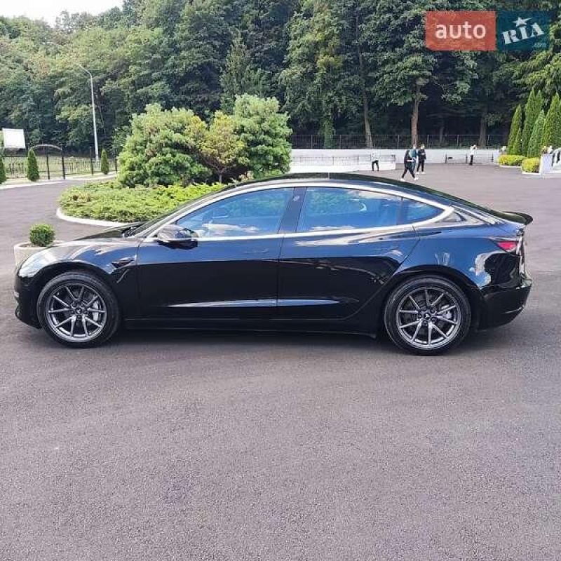 Tesla Model 3 2018