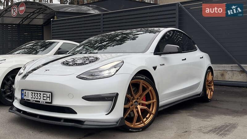 Tesla Model 3 2019
