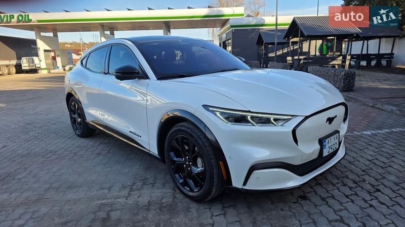 Ford Mustang Mach-E 2023
