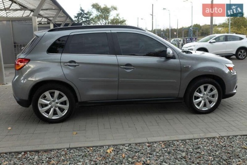 Mitsubishi Outlander 2015