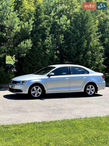 Volkswagen Jetta 2011