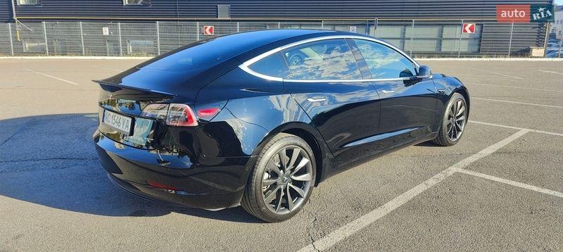 Tesla Model 3 2018