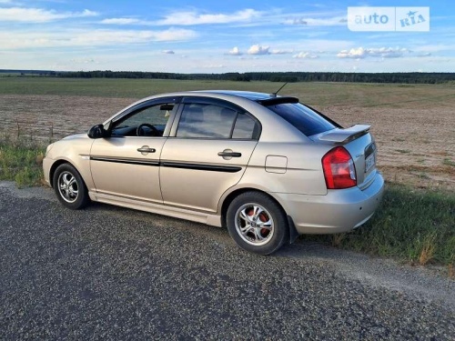 Hyundai Accent 2009