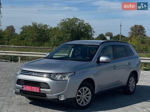 Mitsubishi Outlander 2013