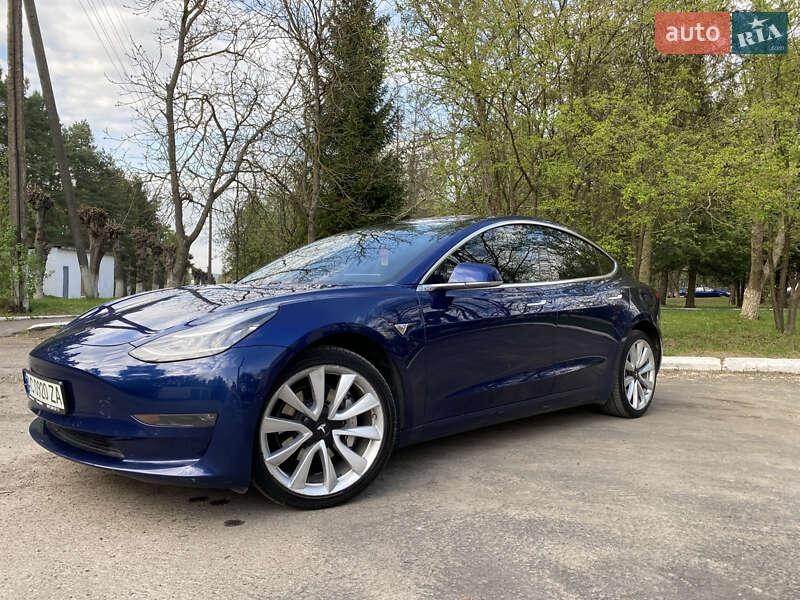 Tesla Model 3 2018
