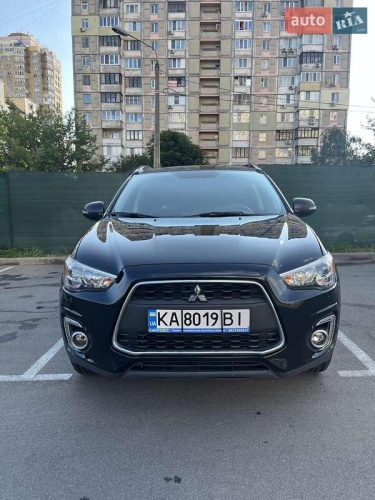 Mitsubishi Outlander 2015
