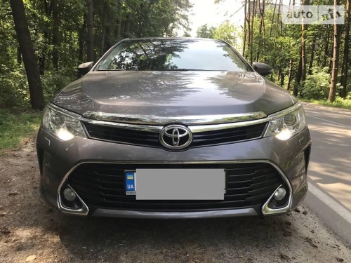 Toyota Camry 2016