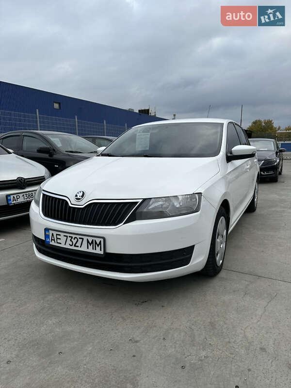 Skoda Rapid 2015