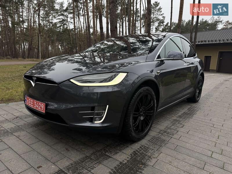 Tesla Model X 2017