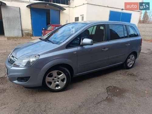 Opel Zafira 2010