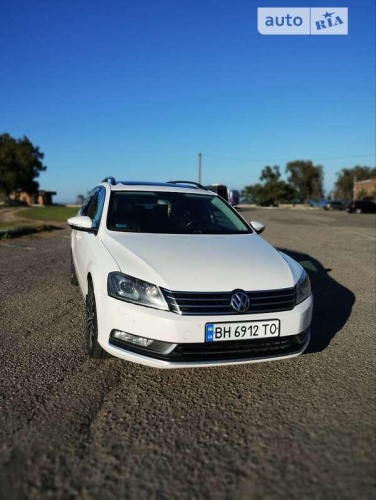 Volkswagen Passat 2011