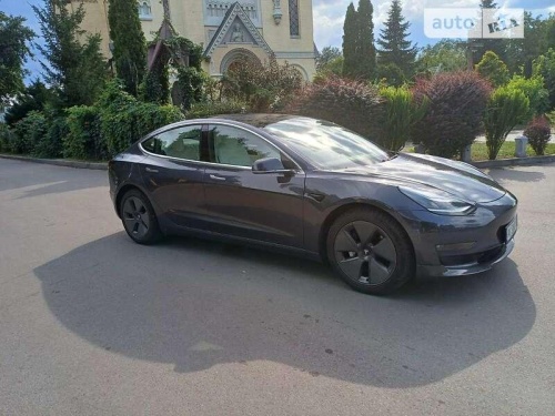 Tesla Model 3 2018