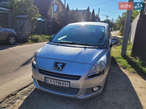 Peugeot 5008 2010