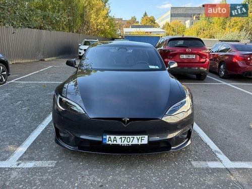 Tesla Model S 2023