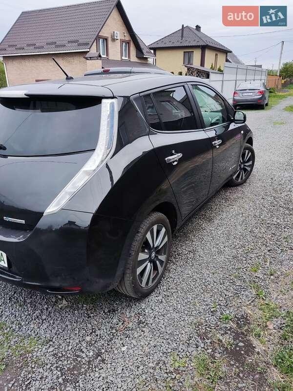 Nissan Leaf 2014
