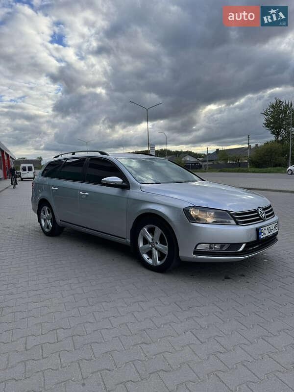 Volkswagen Passat 2011