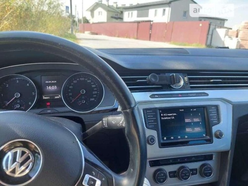 Volkswagen Passat 2016