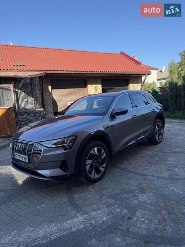Audi e-tron 2020