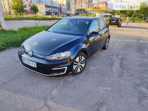 Volkswagen e-Golf 2015