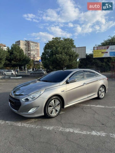 Hyundai Sonata 2013