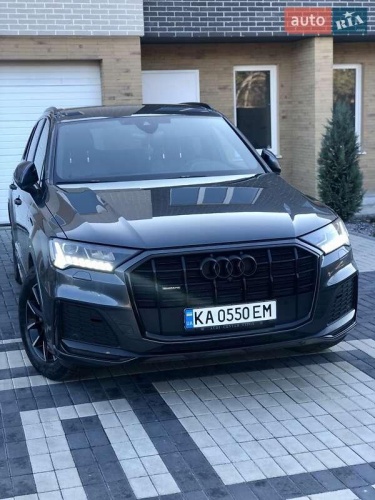 Audi Q7 2021