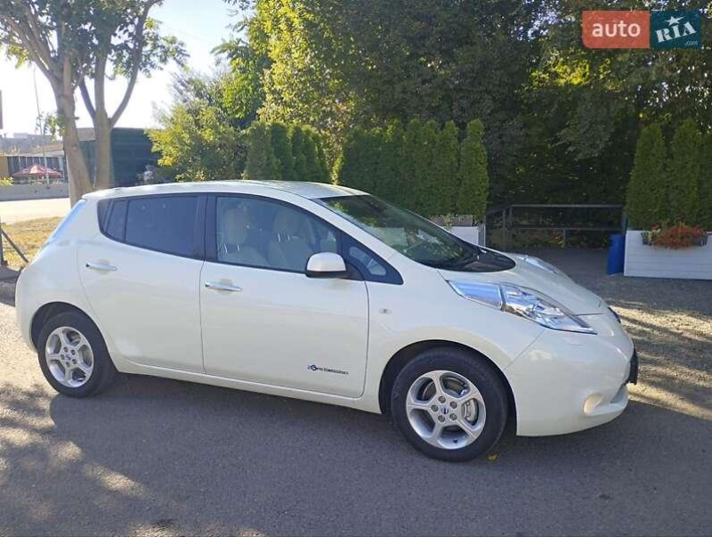 Nissan Leaf 2013