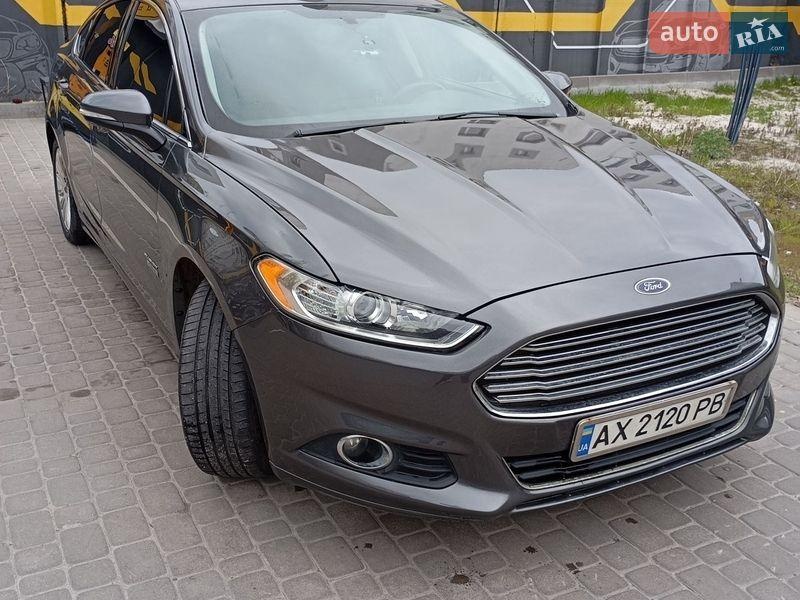 Ford Fusion 2015