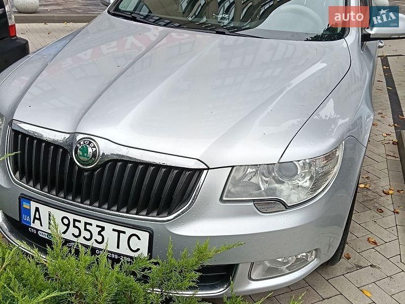 Skoda Superb 2011