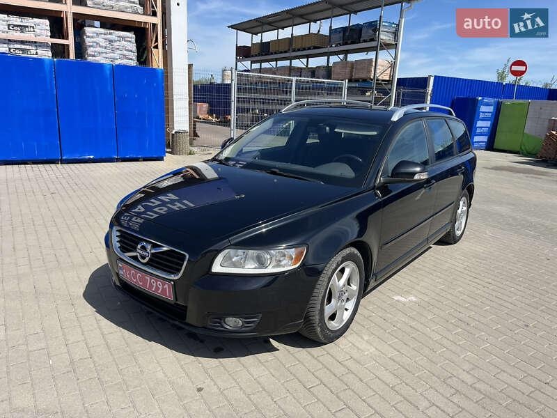 Volvo V50 2011