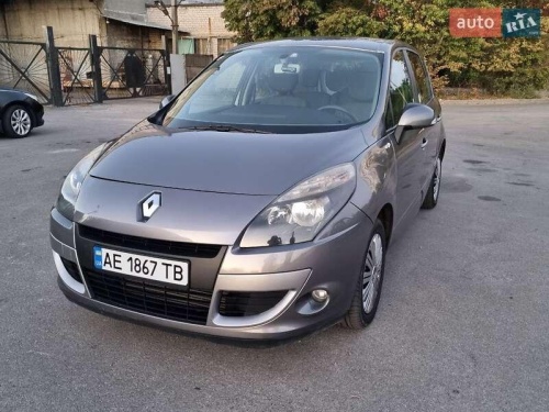 Renault Scenic 2011