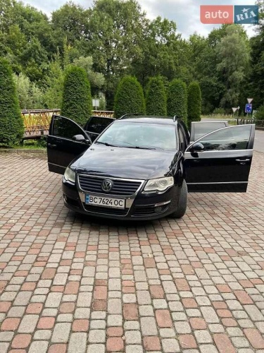 Volkswagen Passat 2010