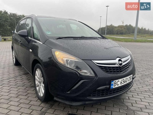 Opel Zafira 2011