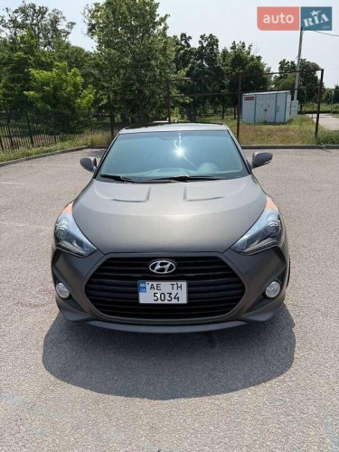Hyundai Veloster 2013