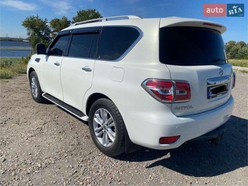 Nissan Patrol 2011