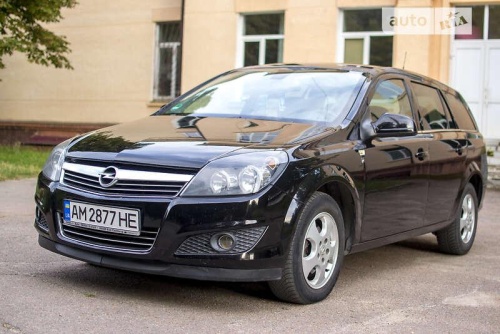 Opel Astra 2010