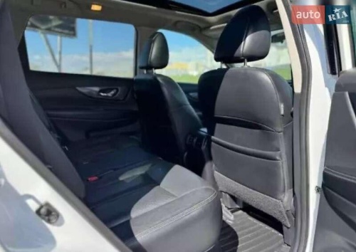 Nissan Rogue 2018