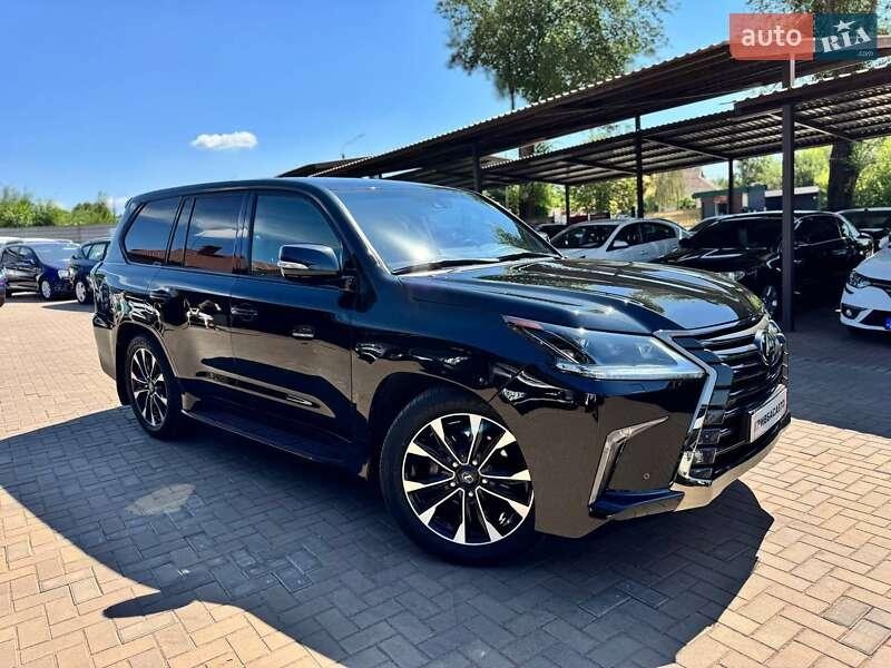Lexus LX 2021