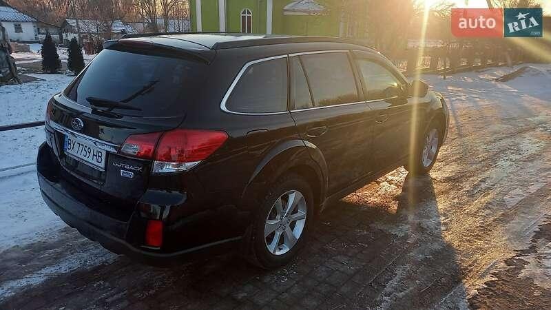 Subaru Outback 2013