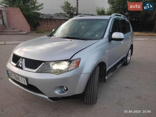 Mitsubishi Outlander 2008