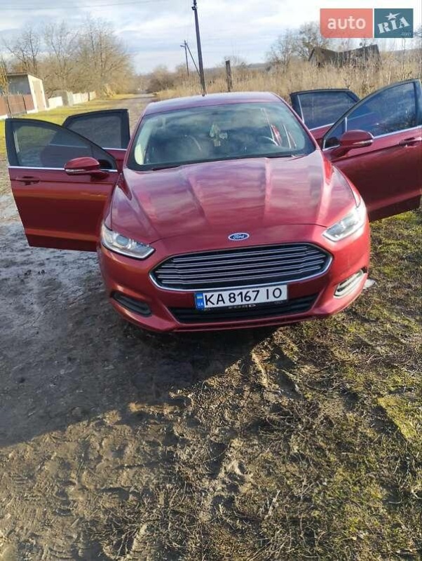 Ford Fusion 2015