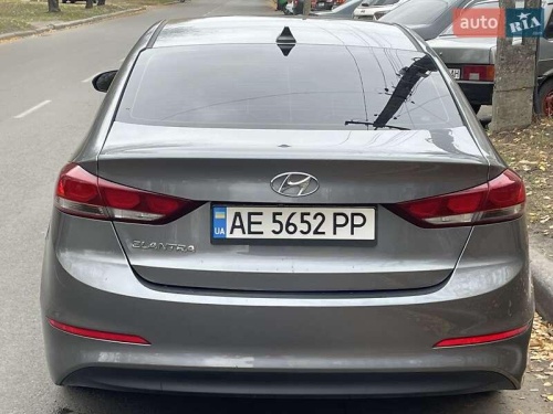 Hyundai Elantra 2017