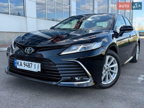 Toyota Camry 2024